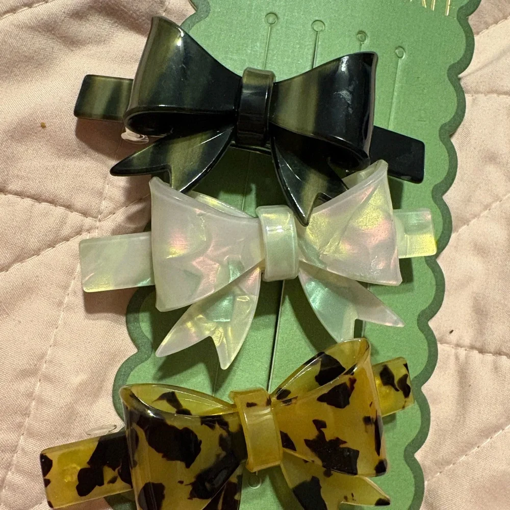 Sunday State adorable acrylic hair Barrett’s pack of 3